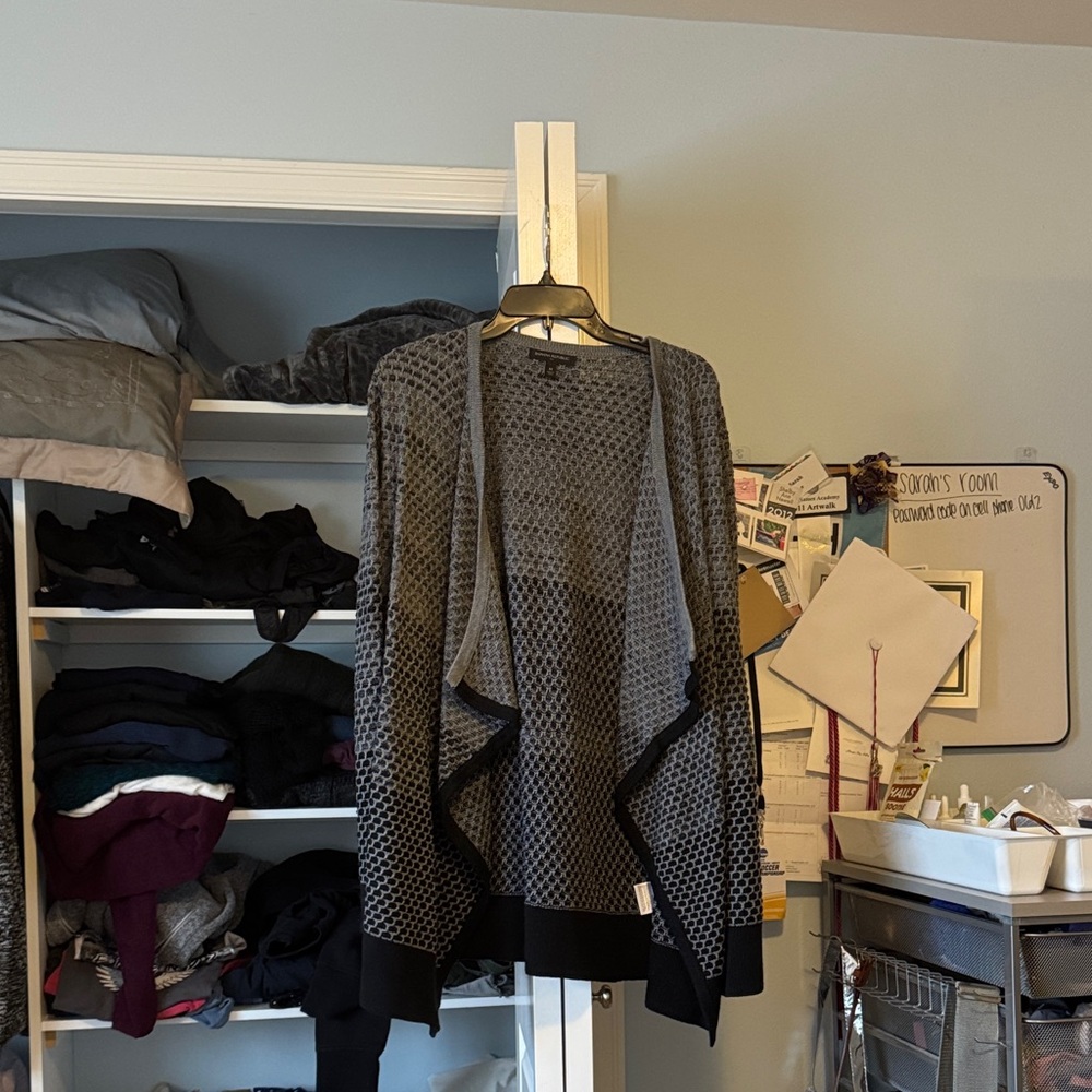 Banana Republic Gray and Black Open Front Cardigan - Size Womens Medium